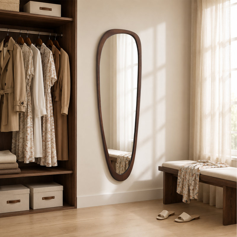 Miroir d'appoint Cotesfield, 60 po x 22 po, Deep Walnut