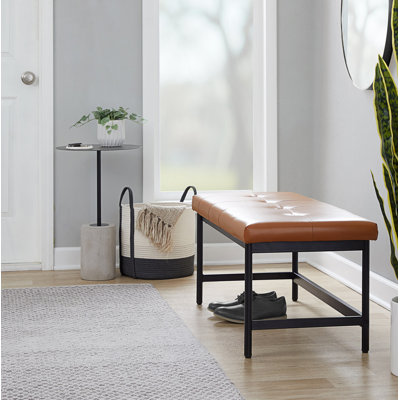Banc élégant en similicuir avec pieds en métal