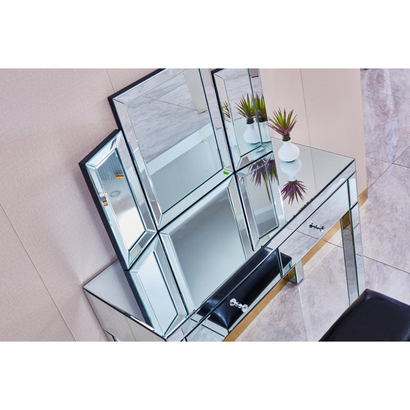 Bureau spacieux pour chambre à coucher avec miroir et tiroirs - Élégance moderne