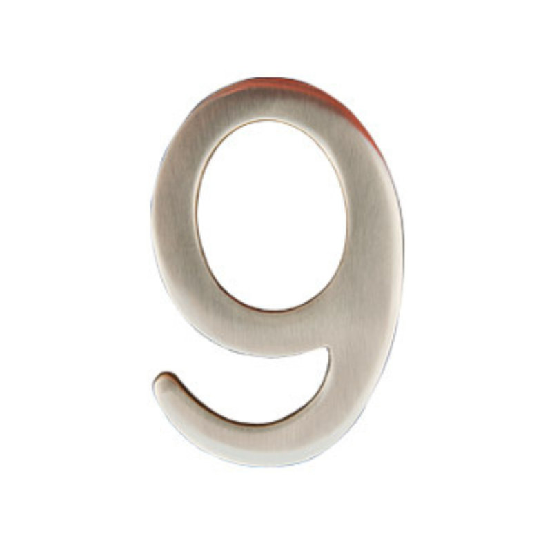 Numéro de laiton, 9