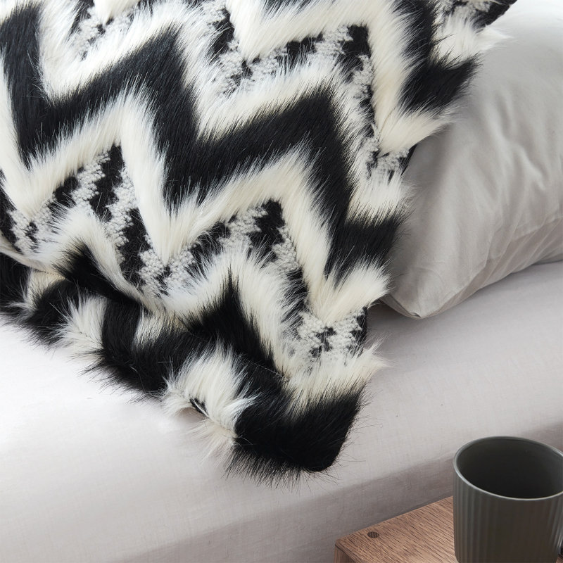 Fancy Meeting You Here Coma Inducer Chevron Oversized Comforter Set, White, Queen Comforter + 2 Shams