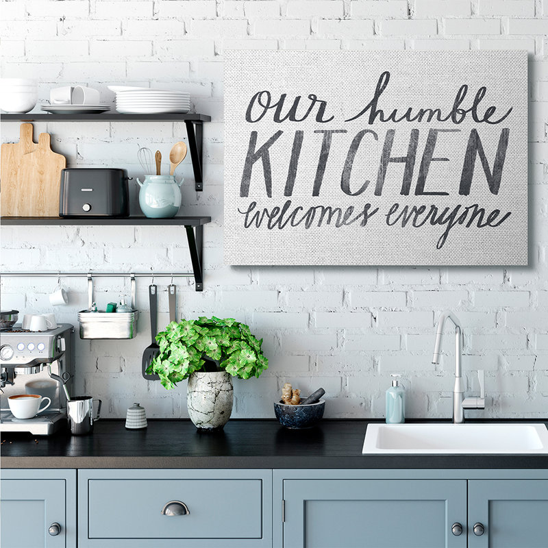 «Minimal Our Humble Kitchen Expression Text» par Katie Doucette - impression d'art graphique, H 36 po x l 48 po x P 1,5 po