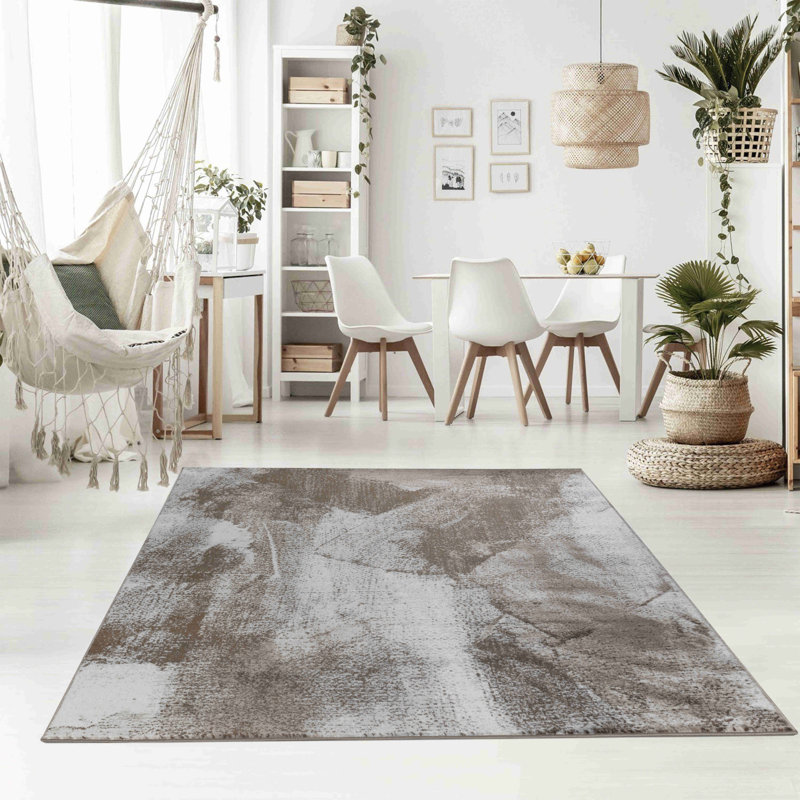 4' X 6' Brown Abstract Area Rug