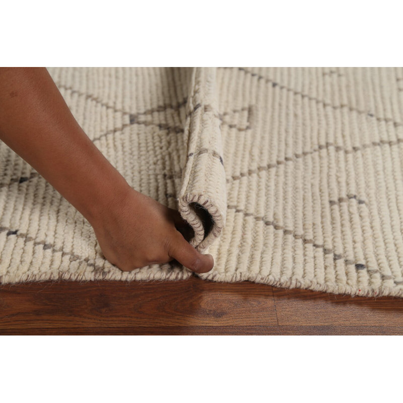 Tapis oriental marocain à motif treillis ivoire fait à la main 4 x 7