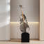 Sculpture de sol moderne en métal violoncelle avec base en pierre-168001798