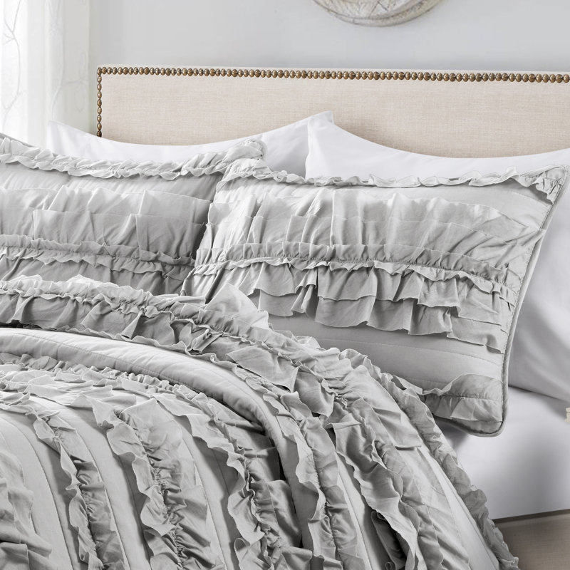 Belle Microfiber Reversible Traditional Quilt Set, Twin Quilt + 1 Sham, Light Gray