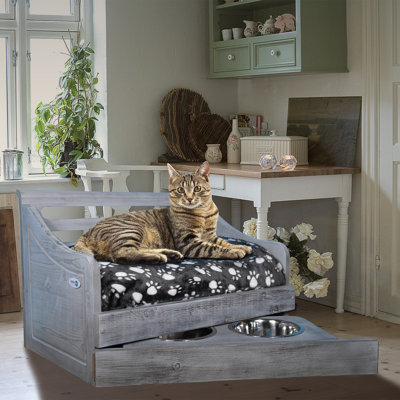 Hardesty Animal Print Fleece Pet Bed