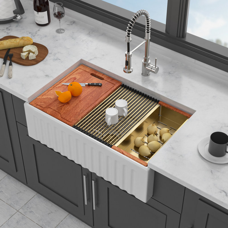 Évier de cuisine en céramique durable, style maison de campagne peu encombrante pour les cuisines modernes