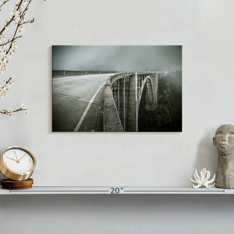 Lilie brumeux Bixby Bridge, H 8 po x l 12 po