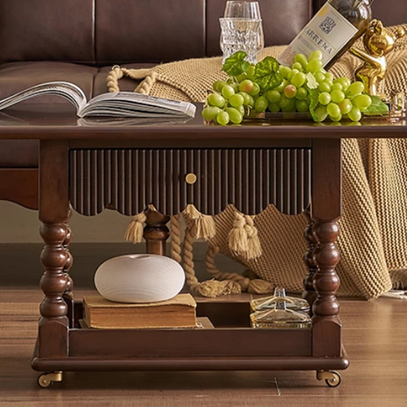 Table basse haut de gamme au design rétro
