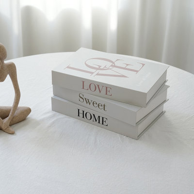 Ensemble de 3 livres décoratifs Love Sweet Home - Faux livres empilables pour table basse, tablette et manteau de cheminée, livres rustiques modernes pour le salon et l'entrée, cadeau de pendaison de crémaillère