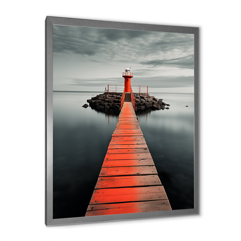 Ravenstein Coastal Pier Reflections II, H 40 po x l 30 po x P 1,5 po, Cadre photo argenté
