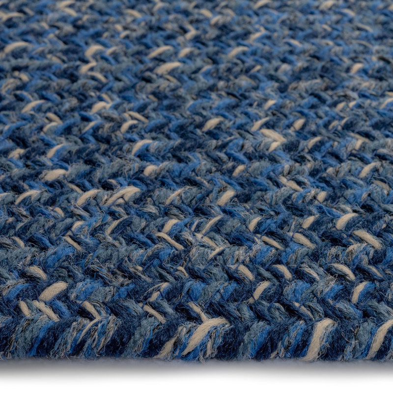 Windall Indoor / Outdoor Rug, Oval 5' x 8'