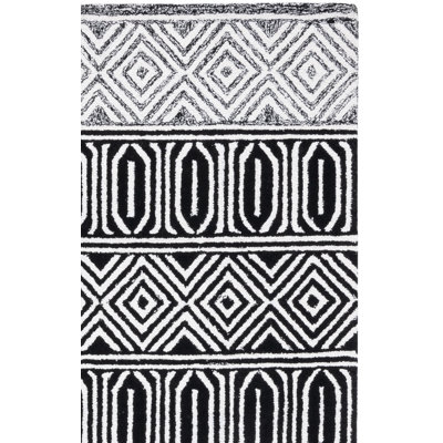 Capri 702 Area Rug In Ivory / Black