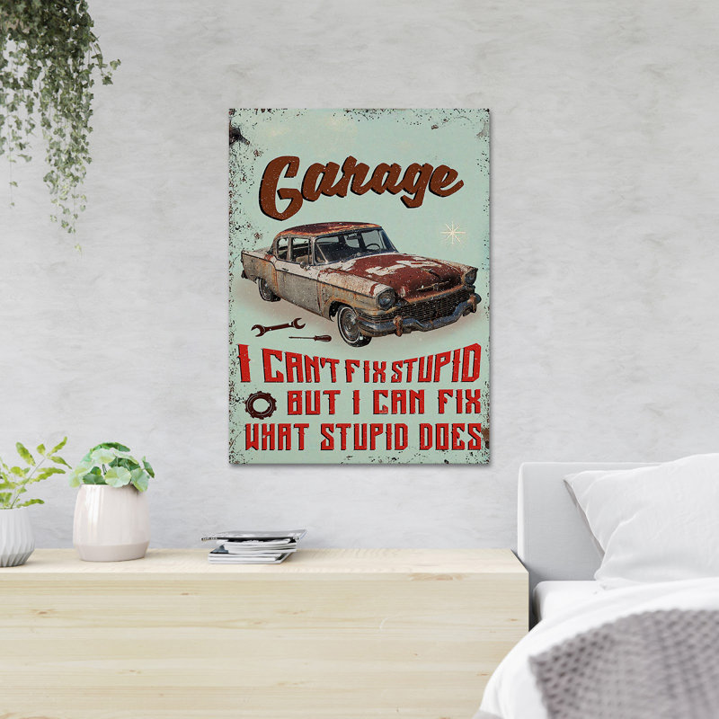 An Old Car In Garage - I Can Fix Stupid - 1 pièce, impression d'art graphique rectangulaire sur toile tendue