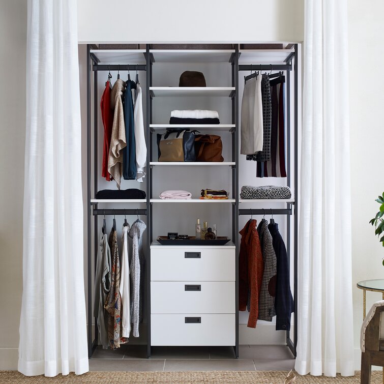 California Closets on X: #12daysoforder Day 3: A boutique-like master  closet equipped with glass doors to protect precious cargo 👝 👠 while  inlaid strip lights cast a subtle spotlight.  / X