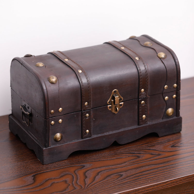 Beese Decorative Trunk