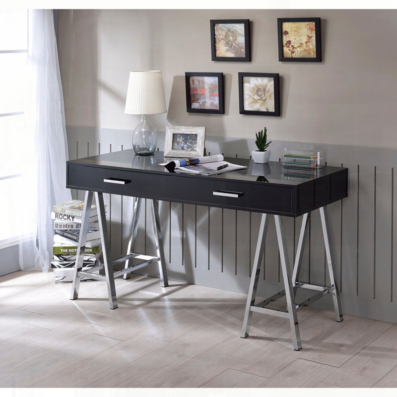 Bureau d'écriture avec port USB