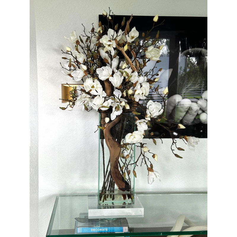 Arrangement dans un vase