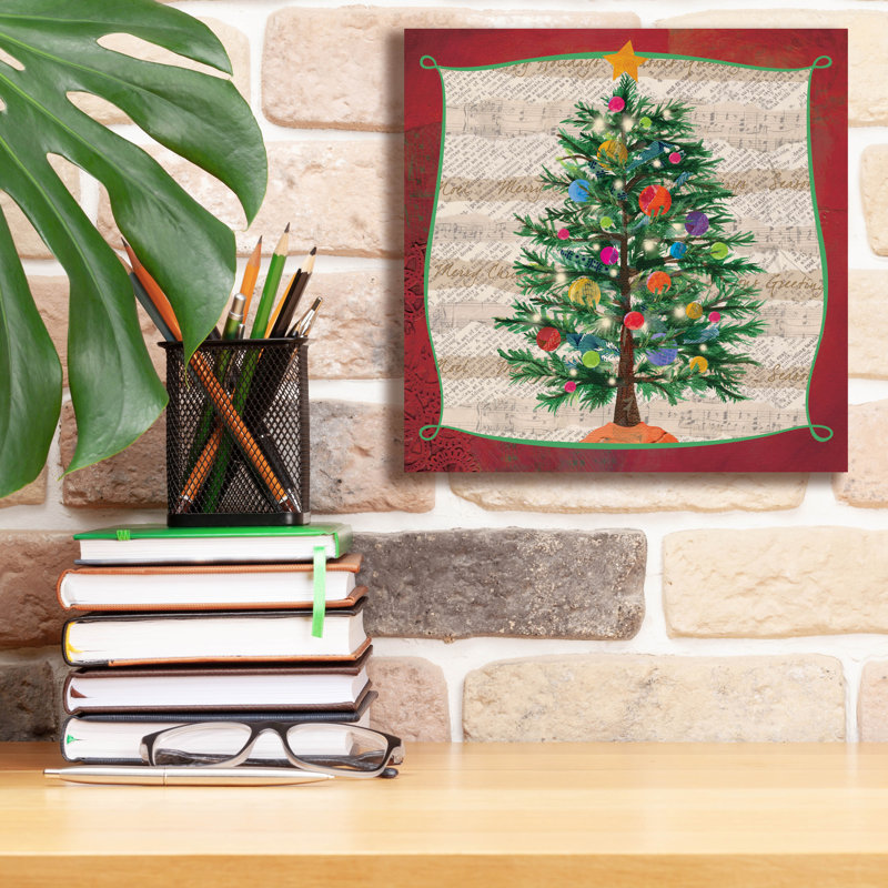 «Collage Christmas 1» par Fiona Stokes-Gilbert, art mural sur toile, H 12 po x l 12 po x P 0,75 po