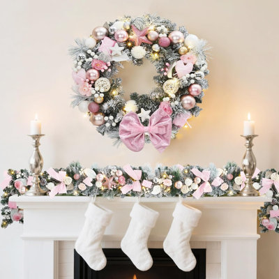 Couronne de Noël 24 po avec nœud rose, pin givré et lumières DEL pour porte