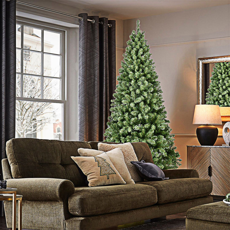 Arbre de Noël artificiel en PVC pré-éclairé avec base en métal, 7'