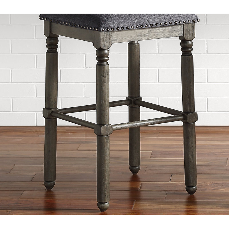 Tabouret en bois, Gris