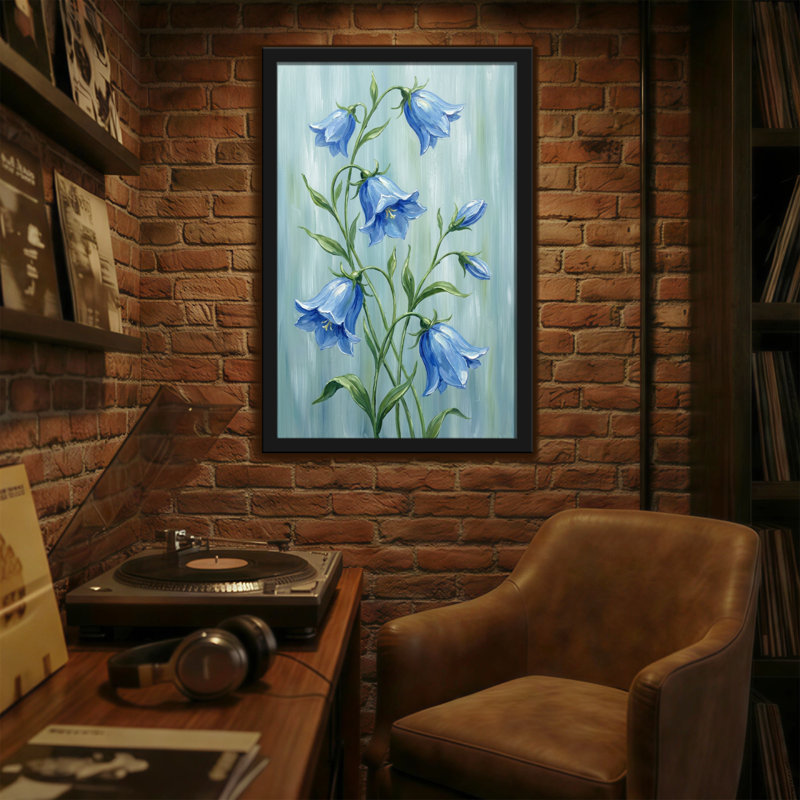 Plantes et fleurs de clochettes bleues sur fond vert, H 18 po x l 12 po