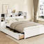 Lit simple blanc avec tête de lit bibliothèque, six tiroirs sous le comptoir et un point de charge, idéal pour les dortoirs décoratifs des tiroirs allongés, configuration de chambre à coucher moderne Station, nombreux effets personnels