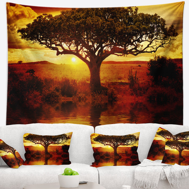 Arbre à coucher de soleil tapisserie, H 32 po x l 39 po