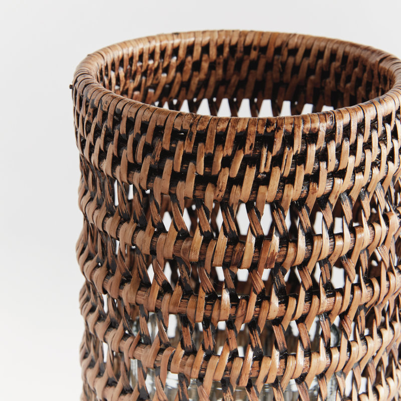 Ritesh Rattan Hurricane, H 9,45 po x l 5,51 po x P 5,51 po, Brun