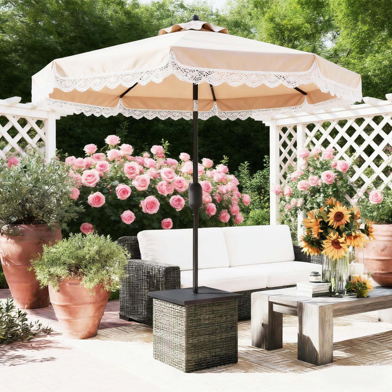 Table de bout carrée pour l'extérieur, table d'appoint en osier avec trou pour parasol