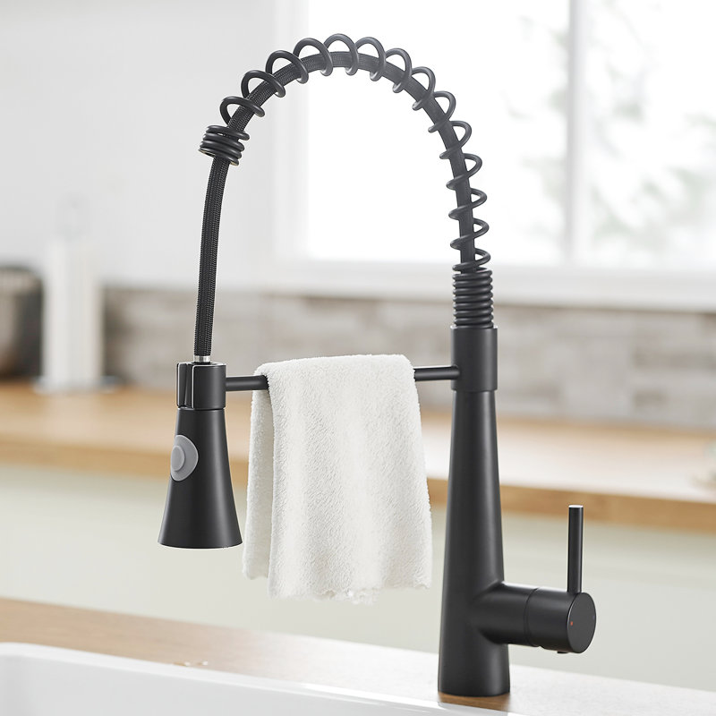 Single Handle Kitchen Faucet In Black - Pull Out For Effortless Cleaning Sink With Pull-Out Control Flow Volume Easily