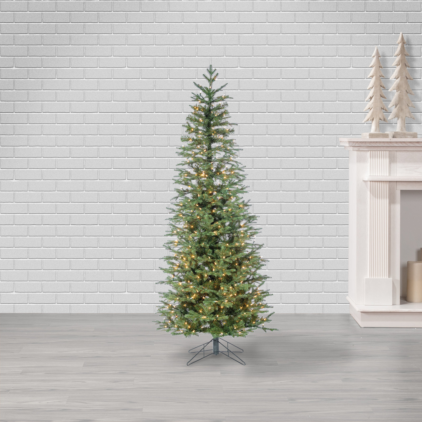 4' Pre-Lit Pine Tree