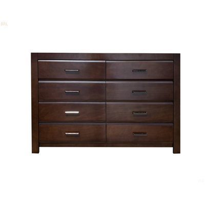 Réaménagez votre pièce avec cette unité intemporelle en bois foncé, mise en valeur par des poignées métalliques élégantes