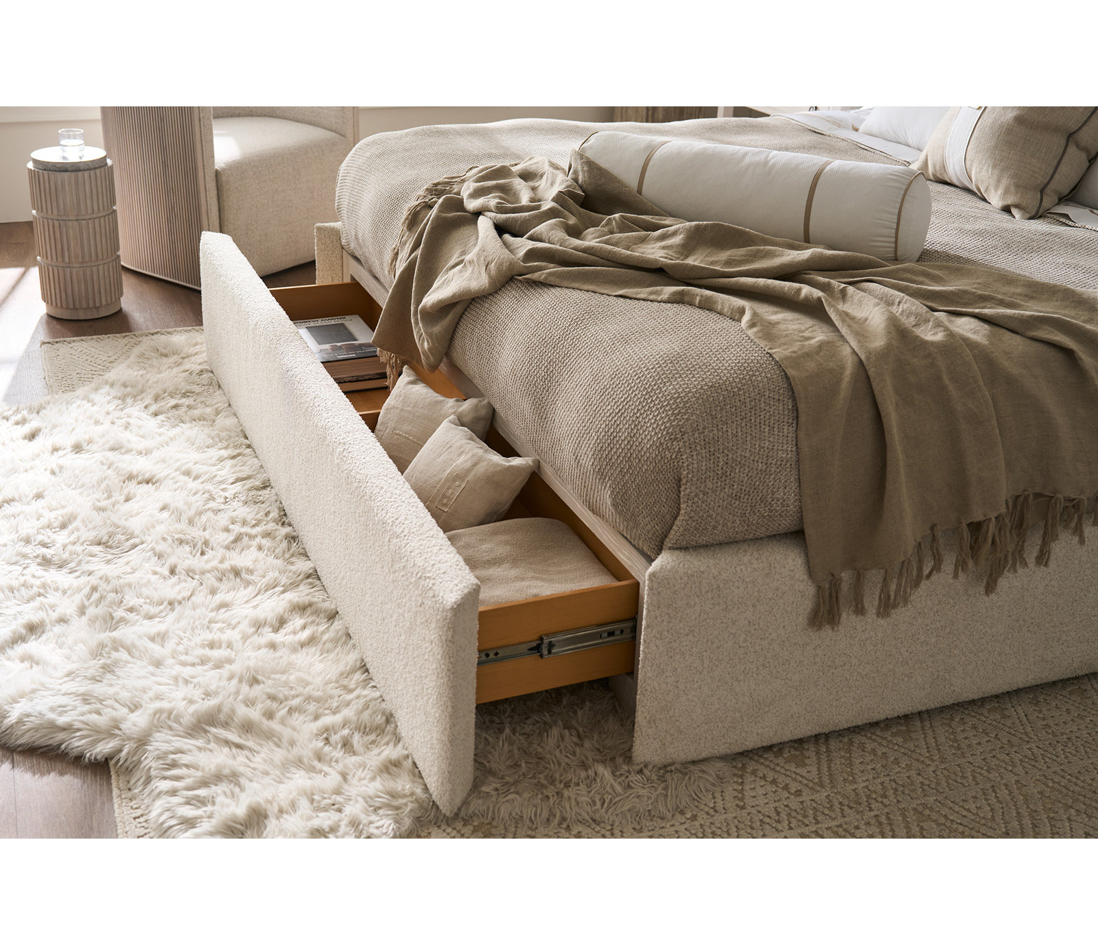 Caterina Storage Oak Bed, King, Skylark/Sheldon Ivory