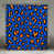 Bleu foncé / orange moyen