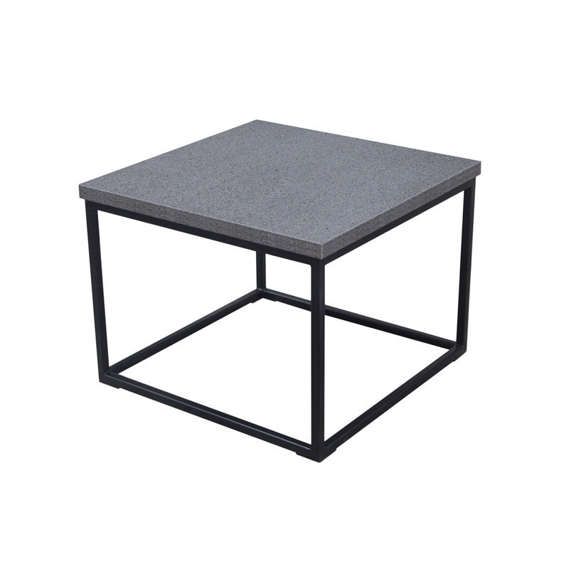 Table basse carrée en béton et acier