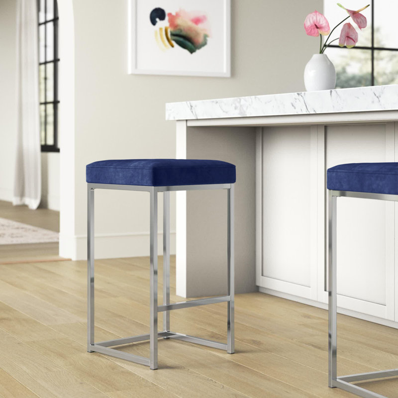 Tabouret de comptoir 26,5 po Nicola, Chrome, Velours marine
