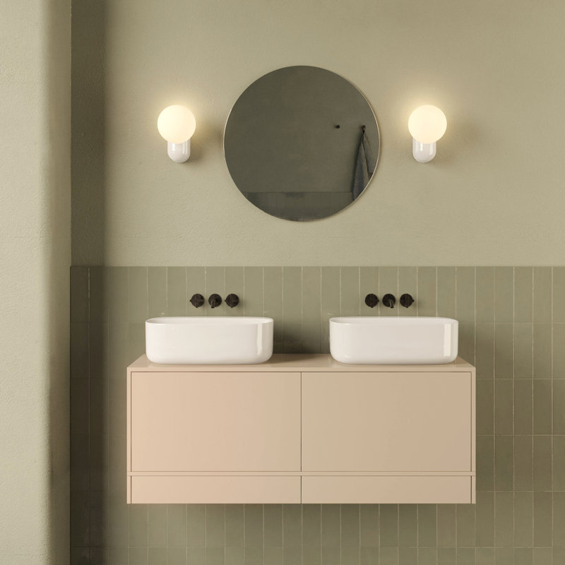 Lyra 1 - Light Bath Sconce