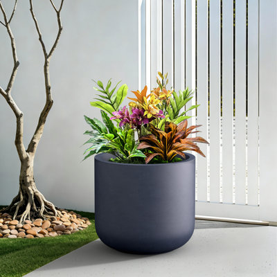Grande jardinière / pot rond en béton bleu marine (intérieur amélioré) 17,5 po avec trou de drainage pour l'intérieur et l'extérieur