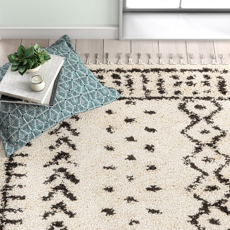 Hilson Oriental Indoor Rug, Rectangle 9' x 12'
