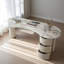 Bureau ovale en faux marbre-109870371