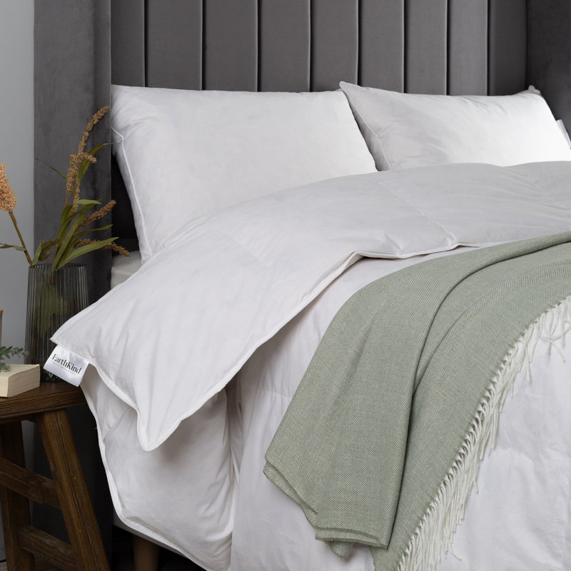 EarthKind Feather & Down Eco Friendly Sustainable 4.5 Tog Summer Cotton Cover Duvet, Kingsize
