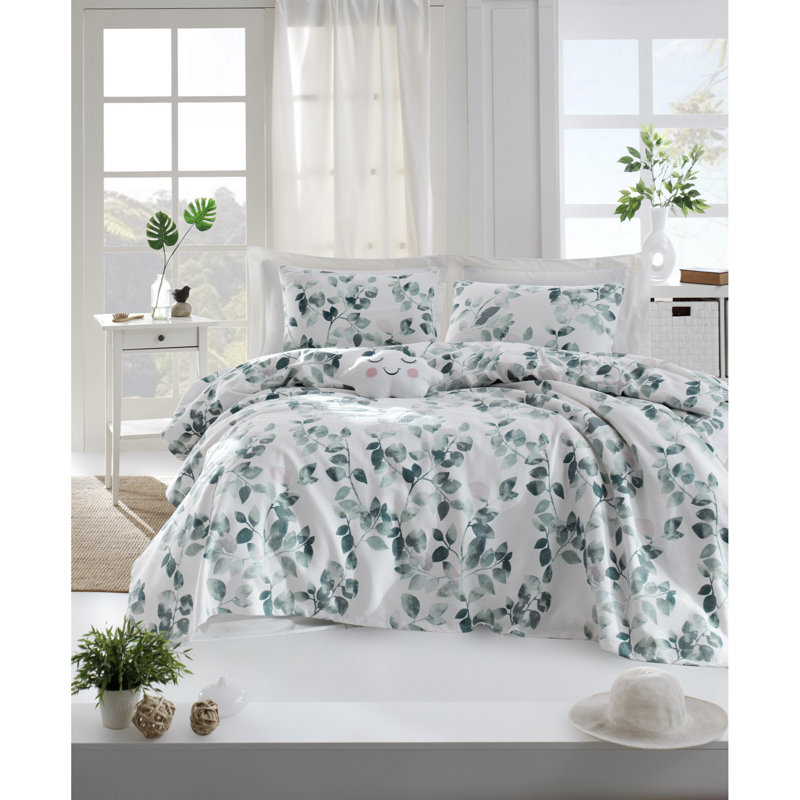 Gasburg Cotton Floral Bedspread with Pillowcases, Double Bedspread + 3 Additional Pieces