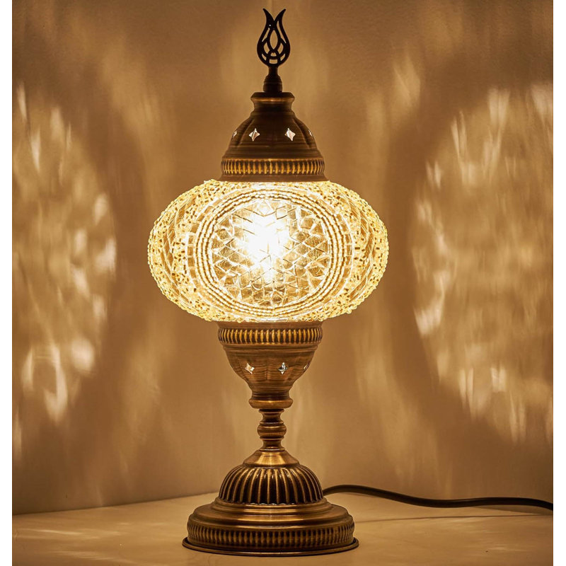 Metal Table Lamp, Gold