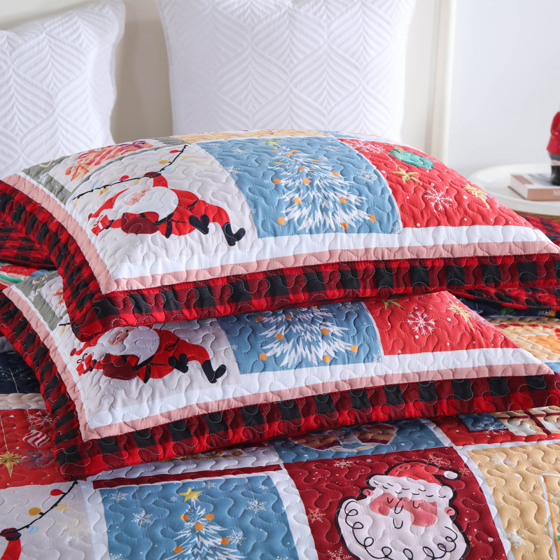 King Size Christmas Red Reversible Polyester Quilt Set