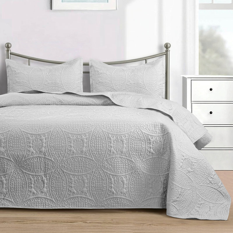 3 Piece Bedspread Set - Reversible Quilt Set - Lightweight Microfiber Coverlet for Queen King Twin, Silver