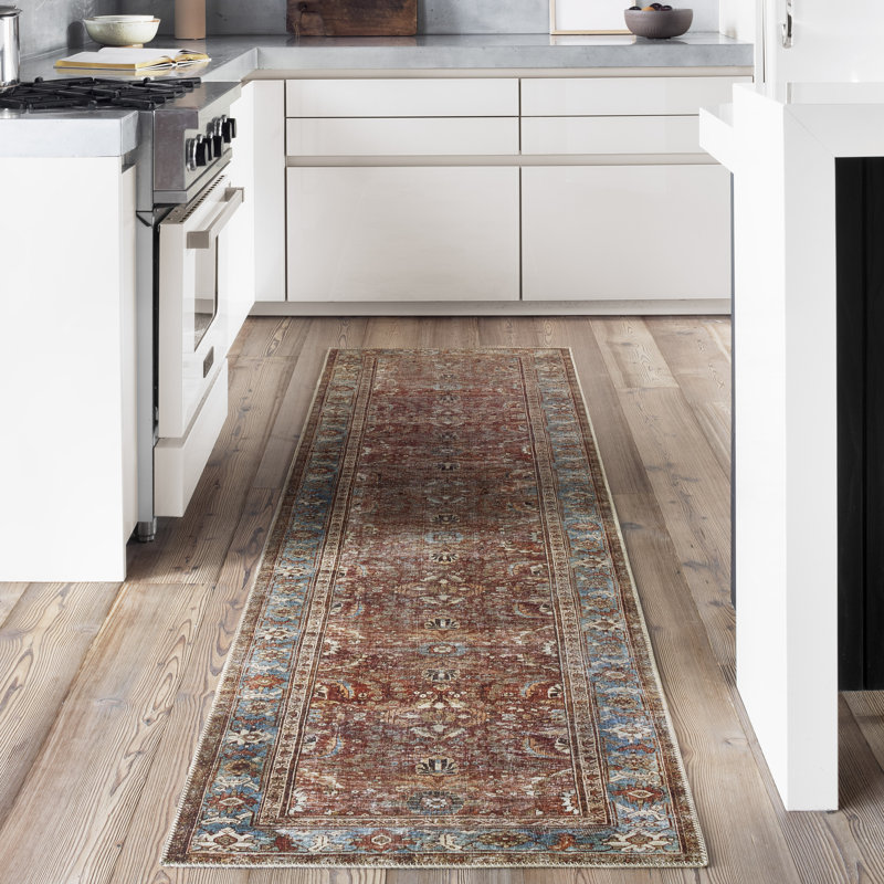Gertrudes Oriental Indoor Rug, Runner 2'6" x 9'6"