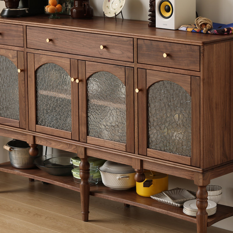 Buffet haut de gamme rétro